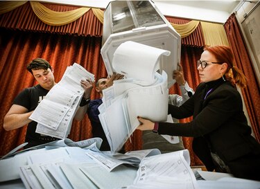 UE condena intimidaciones y falta de observadores creíbles en elecciones en Rusia