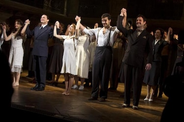 Cancelan segunda función de 'Evita' por innnundación del Teatro