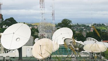 Millicom  absorbe control de Cable  Onda