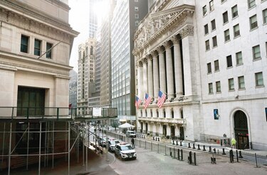 Wall Street recupera el ánimo y cierra en alza