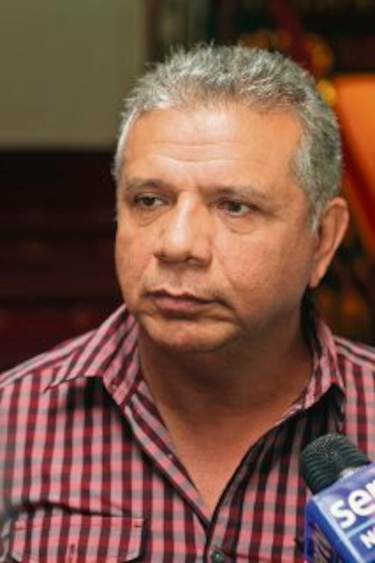 Denuncian a Ábrego por desechar productos