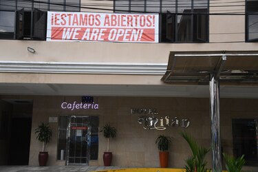 Economía pierde $3 mil 375 millones del turismo