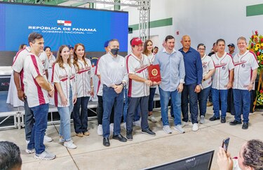 Florida State University y el Patronato del Centro de Alto Rendimiento de Béisbol Nacional firmaron convenio de colaboración