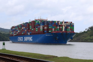 Se dispara el costo de los tránsitos de última hora por el Canal de Panamá