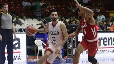Panamá supera a México