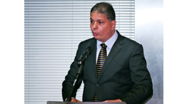 Comisión entrevista hoy a 10 aspirantes a ‘ombudsman’