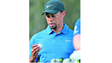 Woods se retira del torneo de Dubái