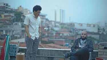 ‘Pico da neblina’, la serie que medita sobre la legalización de la marihuana