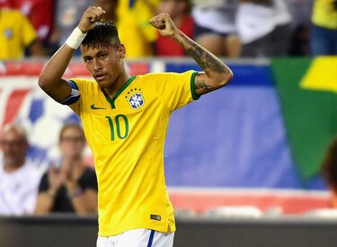 Una Argentina diezmada enfrenta al Brasil de Neymar