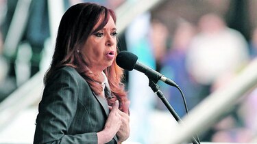 Piden reactivar caso contra Fernández por ataque a AMIA