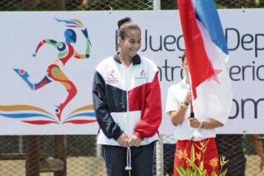 La natación cierra con oro