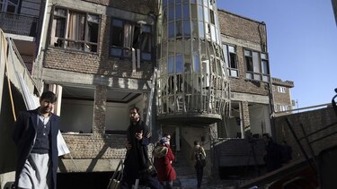 Al menos 41 muertos en atentado reivindicado por el Estado Islámico en Kabul