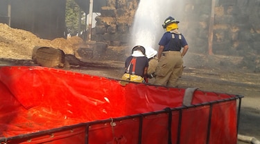Incendio en Varela Hermanos de Pesé