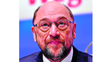 Schulz renuncia al gobierno de Merkel