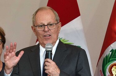 Kuczynski dice que Odebrecht debe vender sus proyectos e irse de Perú