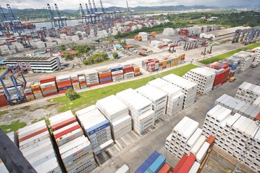 Líneas navieras ganan $115 mil millones en 2021