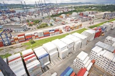 Líneas navieras ganan $115 mil millones en 2021