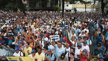 Asamblea opositora vota por reingreso al Tratado de Río