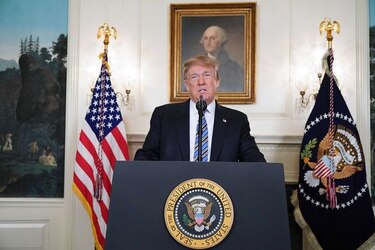 Trump y Peña Nieto buscan acordar un encuentro