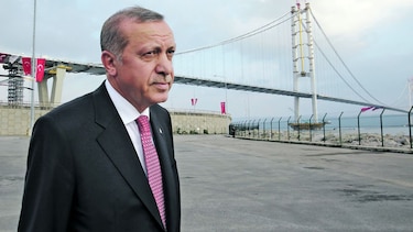 Erdogan: Países extranjeros podrían estar implicados en intento de golpe de Estado en Turquía