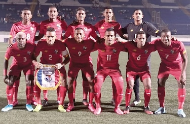 Américo Rubén Gallego: ‘Fuimos superiores, pero nos falta  el gol’