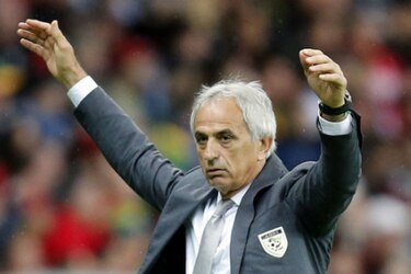 Japón contrata a Halilhodzic; el reemplazo del Vasco Aguirre
