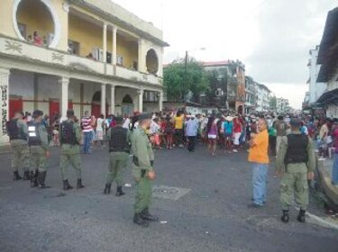 Carnavales en Colón, con violencia y dengue
