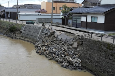 El terremoto en la costa occidental de Japón deja al menos 48 muertos