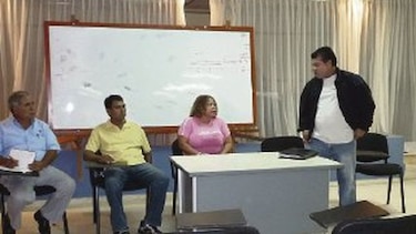 Pacientes denuncian amenazas