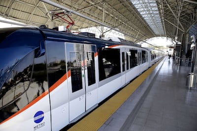 Avalan adenda de $2.8 millones para terminar mantenimiento de trenes de la Línea 1 del Metro