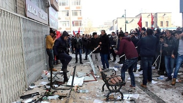 Cerca de 14 soldados muertos en un atentado en el centro de Turquía