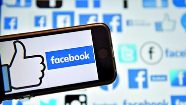Facebook compra aplicación de mensajería