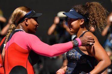 Osaka disputará la final de Australia contra Brady tras vencer a una Serena Williams en lágrimas