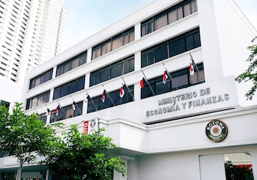 Panamá anuncia recompra de deuda y queda autorizada a emitir bonos por hasta $6,000 millones