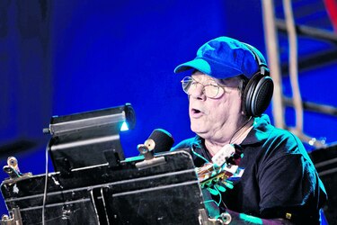 Silvio Rodríguez les canta a los liberados por EU