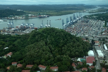 Residentes de Balboa manifiestan inquietud por el impacto del cuarto puente en el cerro Sosa