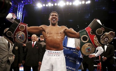 Joshua noquea a Povetkin y retiene sus cetros de los pesados