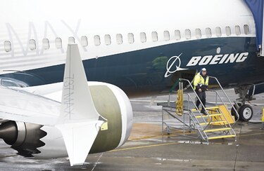 Boeing retrasa el retorno de los  MAX hasta  mediados de 2020