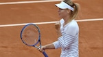 Roland Garros: Roger Federer y Maria Sharapova avanzan a octavos