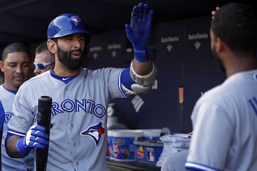 Azulejos rechazan opción sobre el dominicano Bautista