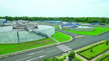 MEF negocia $245 millones en créditos