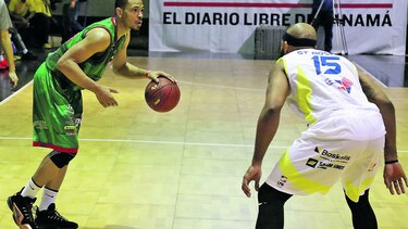 Los Toros ganan a lo último