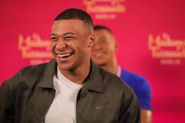 Mbappé organiza una gran cena de despedida en París