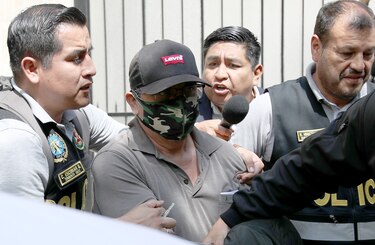El hermano de la presidenta de Perú, Dina Boluarte, dice ser inocente, al ser detenido por tráfico de influencias