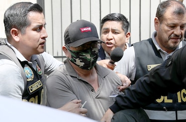 El hermano de la presidenta de Perú, Dina Boluarte, dice ser inocente, al ser detenido por tráfico de influencias