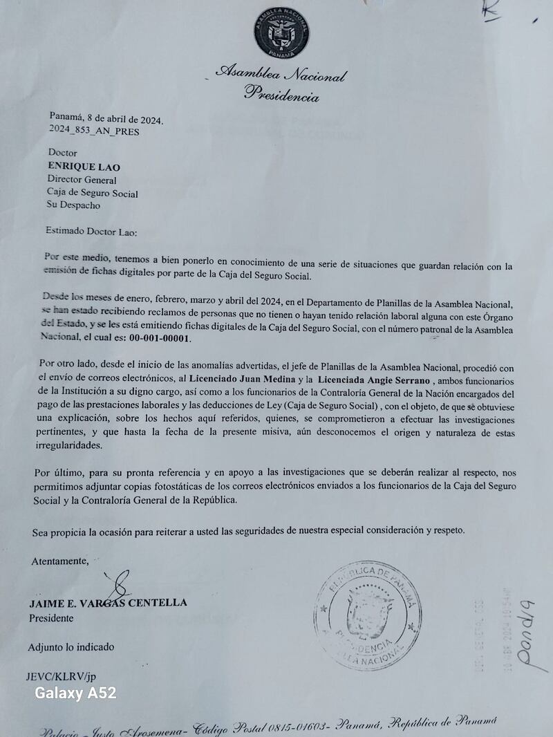 La Asamblea Nacional notificó al director de la Caja de Seguro Social (CSS), Enrique Lau, sobre reclamos de personas que estaban apareciendo en su planilla.