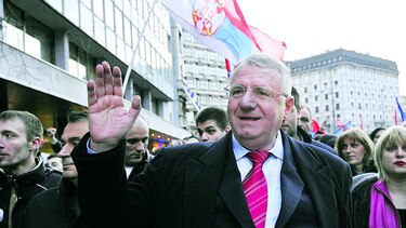 Absuelven a ultranacionalista serbio