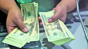 Elevan crecimiento económico de EU