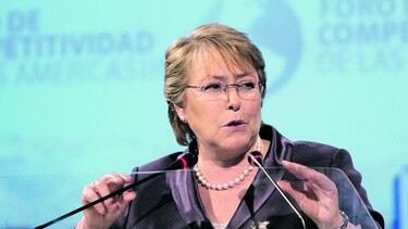 Corte chilena autoriza viajar a Estados Unidos a nuera de Bachelet investigada por corrupción