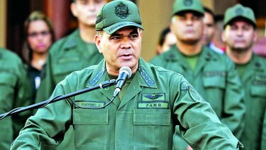 Militares no sostienen al Gobierno, dice Padrino